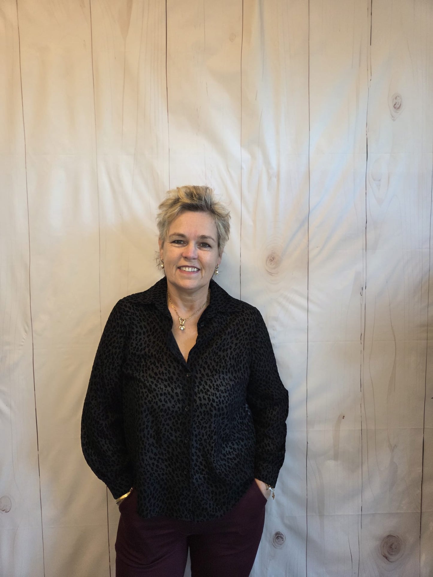 Zwarte blouse met Velvet op druk