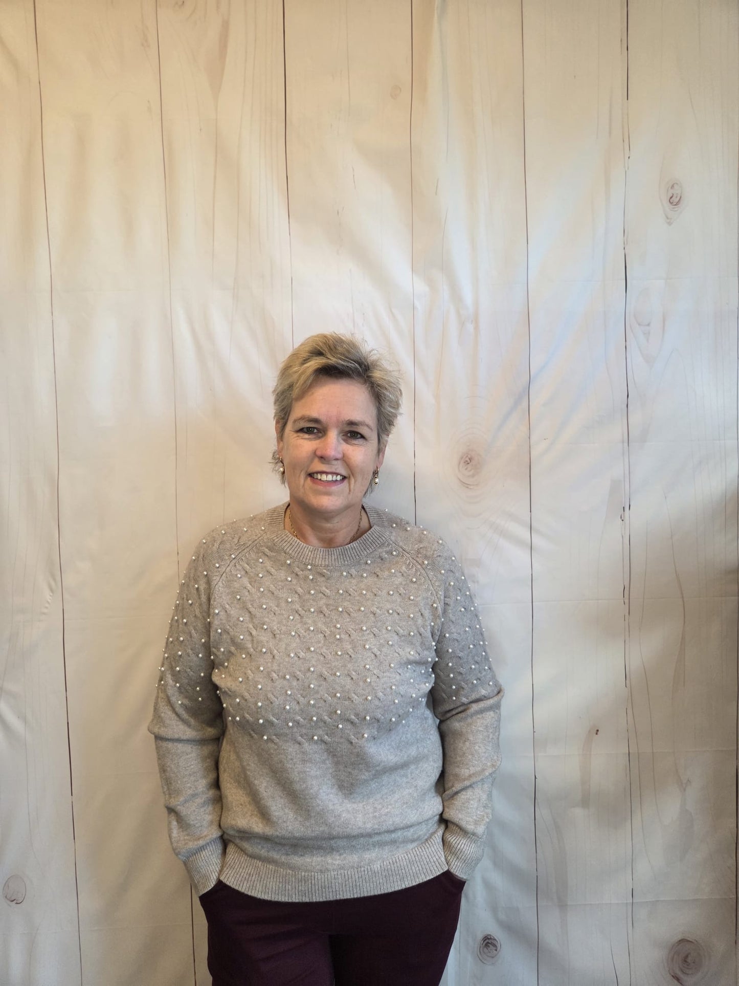 Beige trui met parels