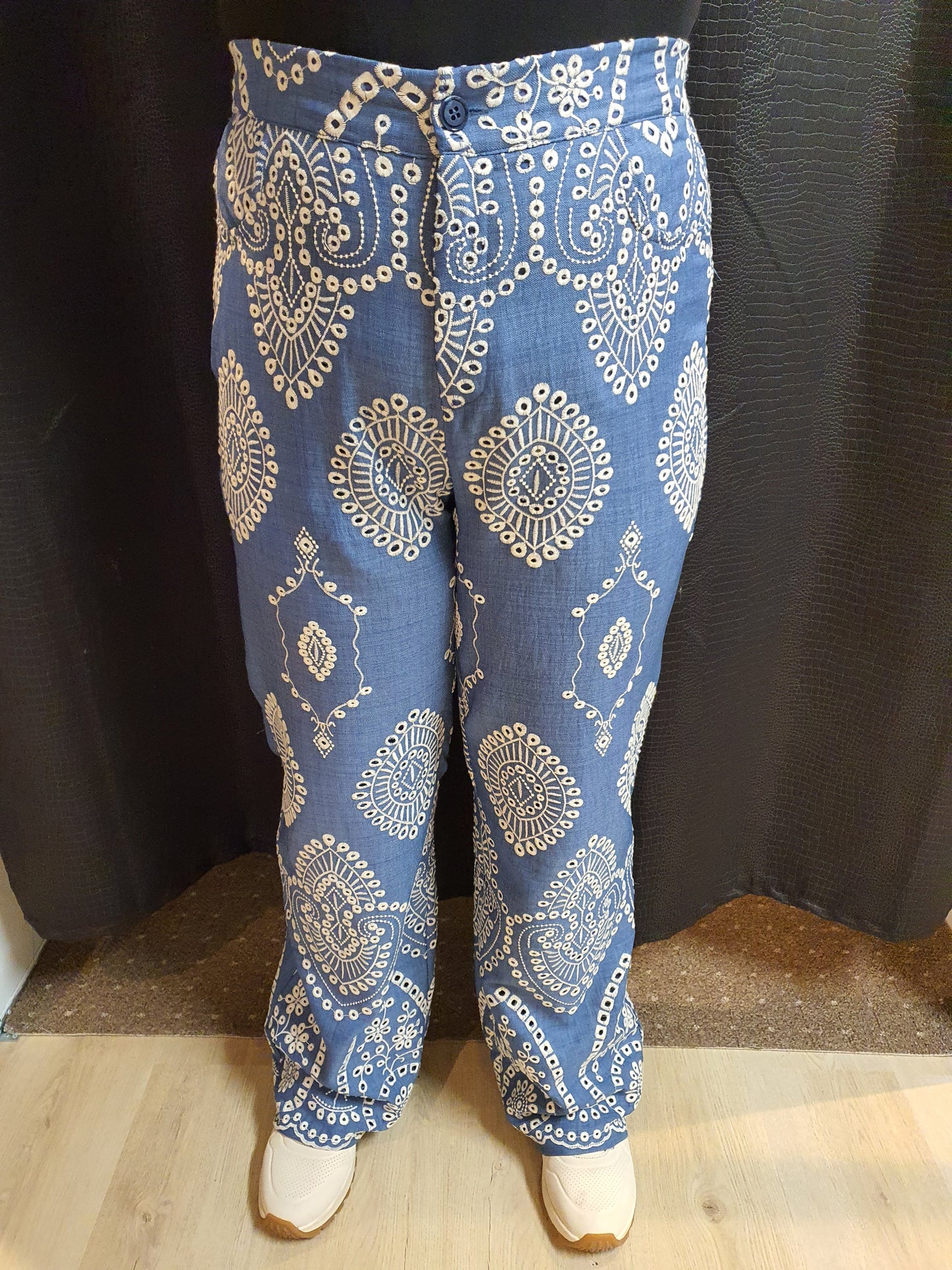 Jeans geborduurd Pepa Exxcelent