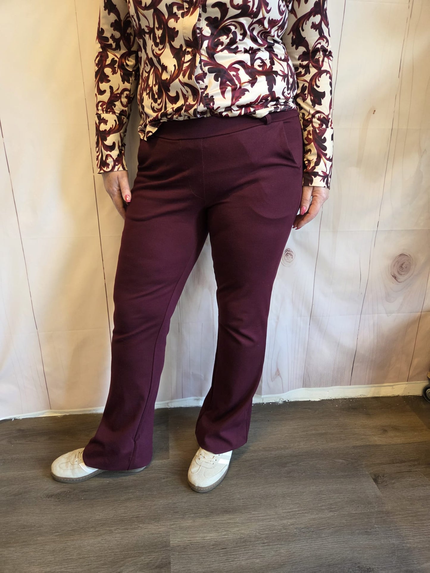Bordeauxrode  broek flair
