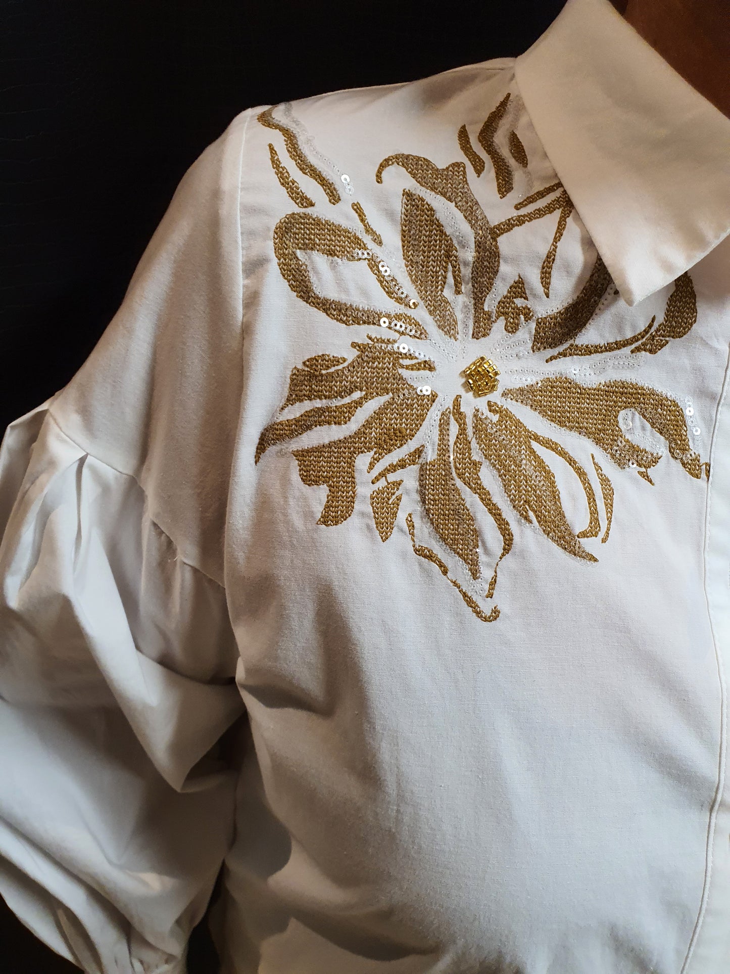 Blouse met pofmouw  Calista. Exxcelent